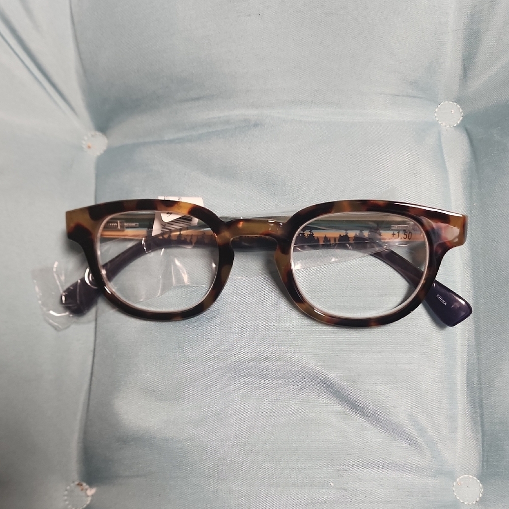 Pendleton Tortoise Shell Glasses - image 1